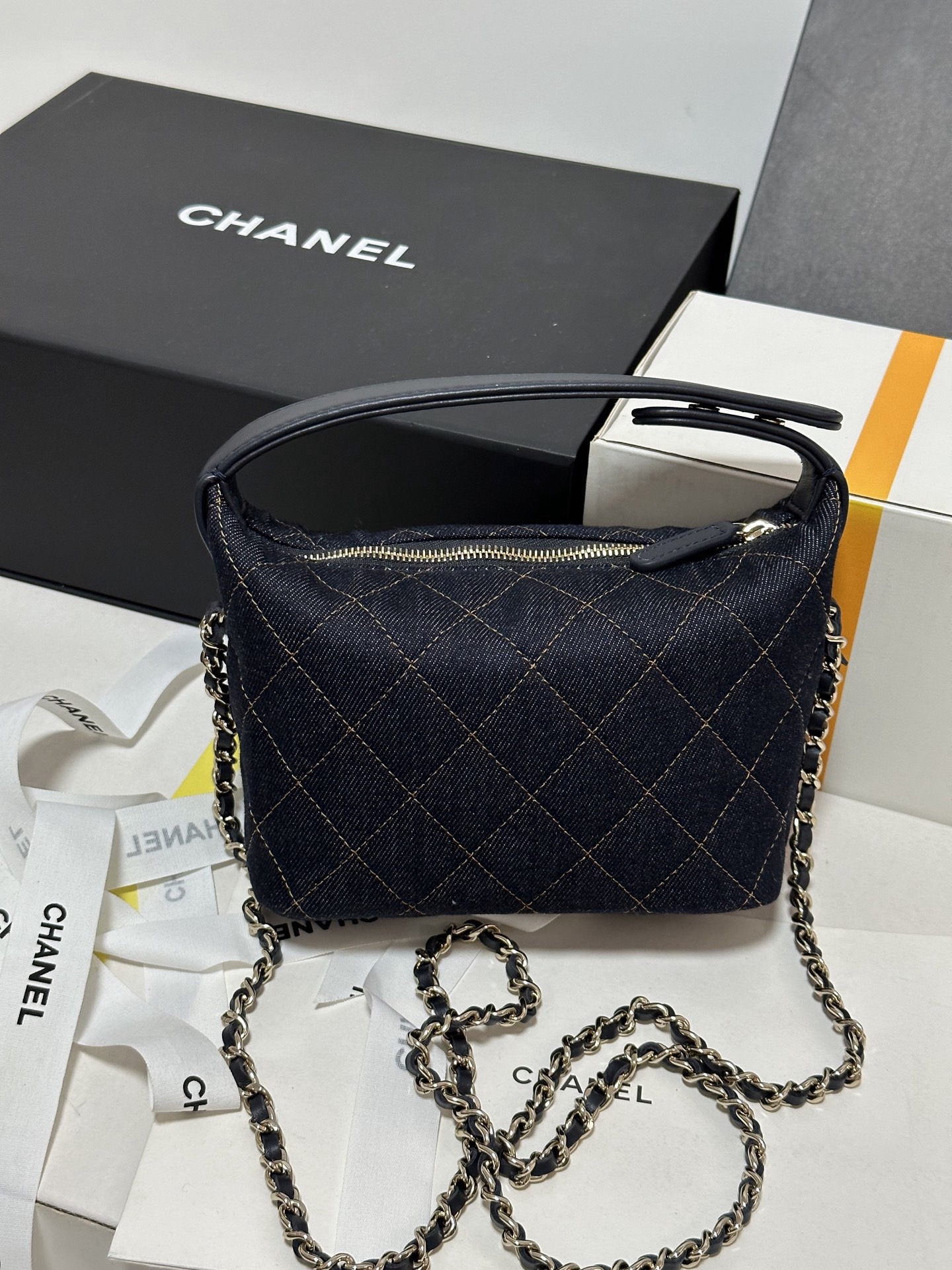 💥Chanel 261 Dark Blue Denim R&B Box Bag Limited Edition (26 items)
