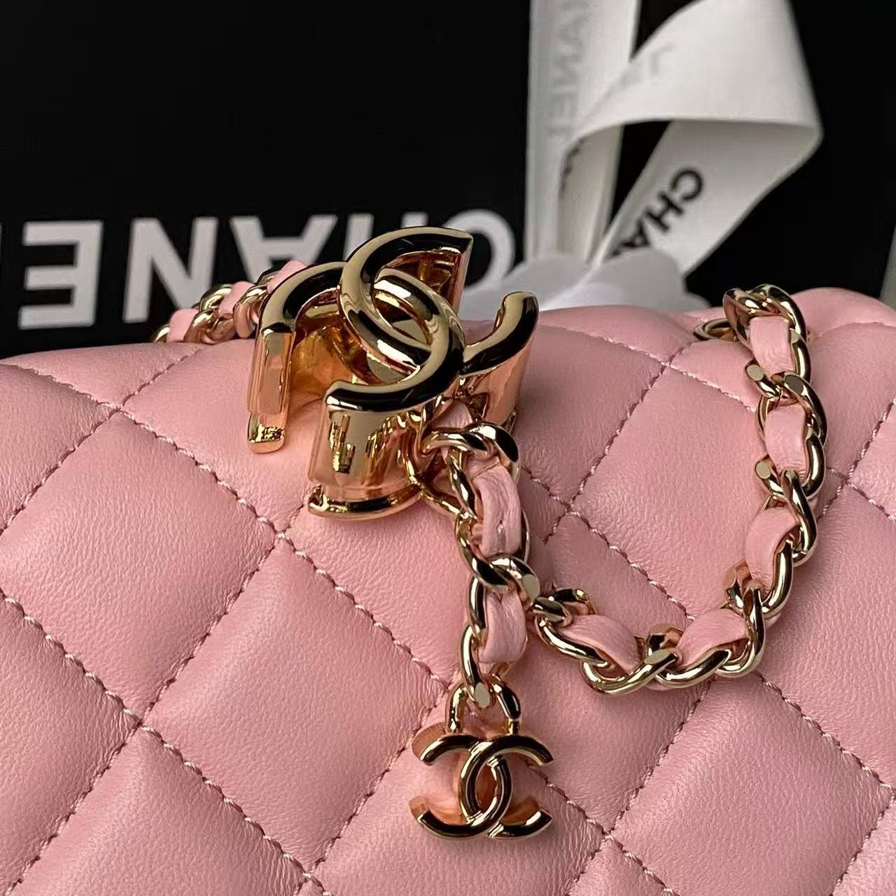 Light gold Chanel 💦26C, exquisite double C clasp, CF series