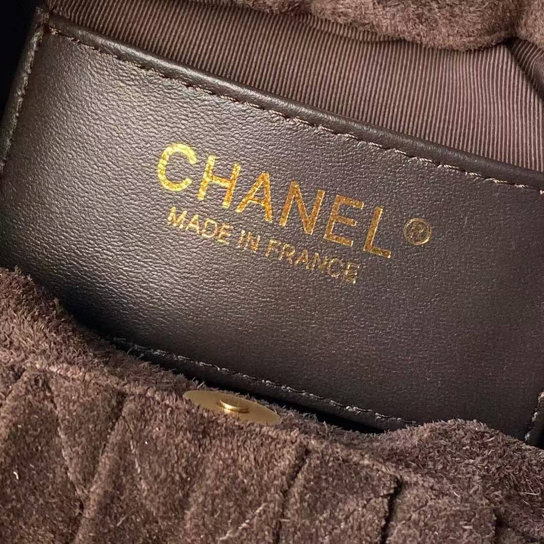 🌹 CHANEL ⚛️26C Fall/Winter Collection: A Classic Design