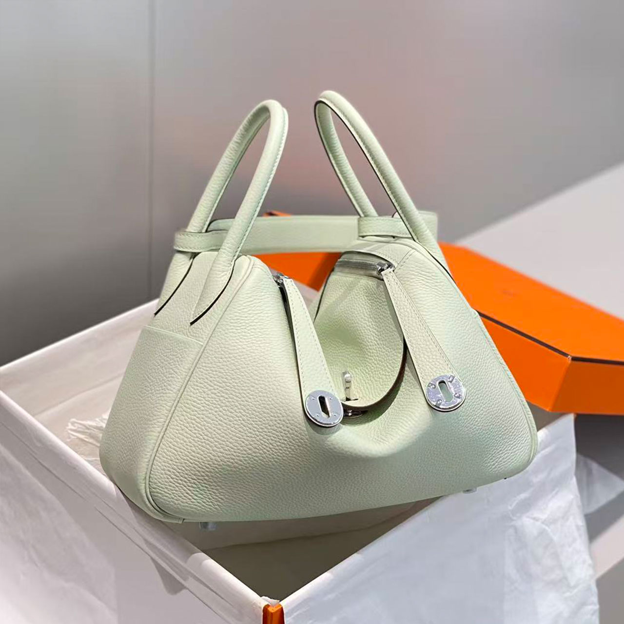 Herm è s Lindy 26 Mint Green Togo Doctor's Pack