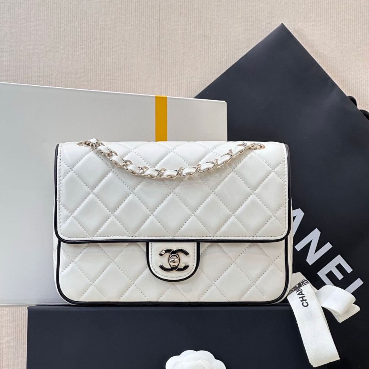 CHANEL Aries leather black rolled edge silver buckle Classic Flap small diamond grid bag
