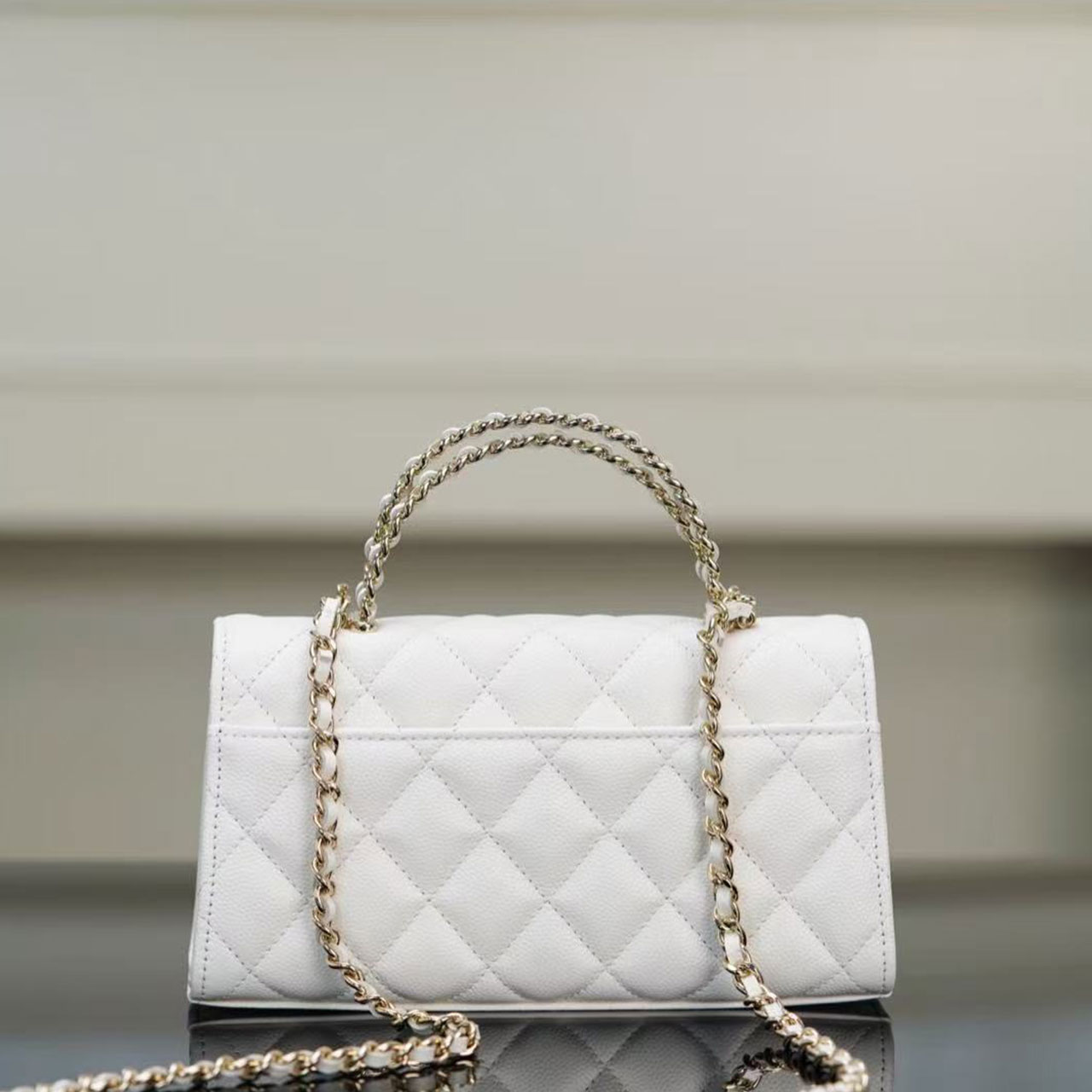 CHANEL white caviar diamond grid hand-held chain WOC long crossbody bag