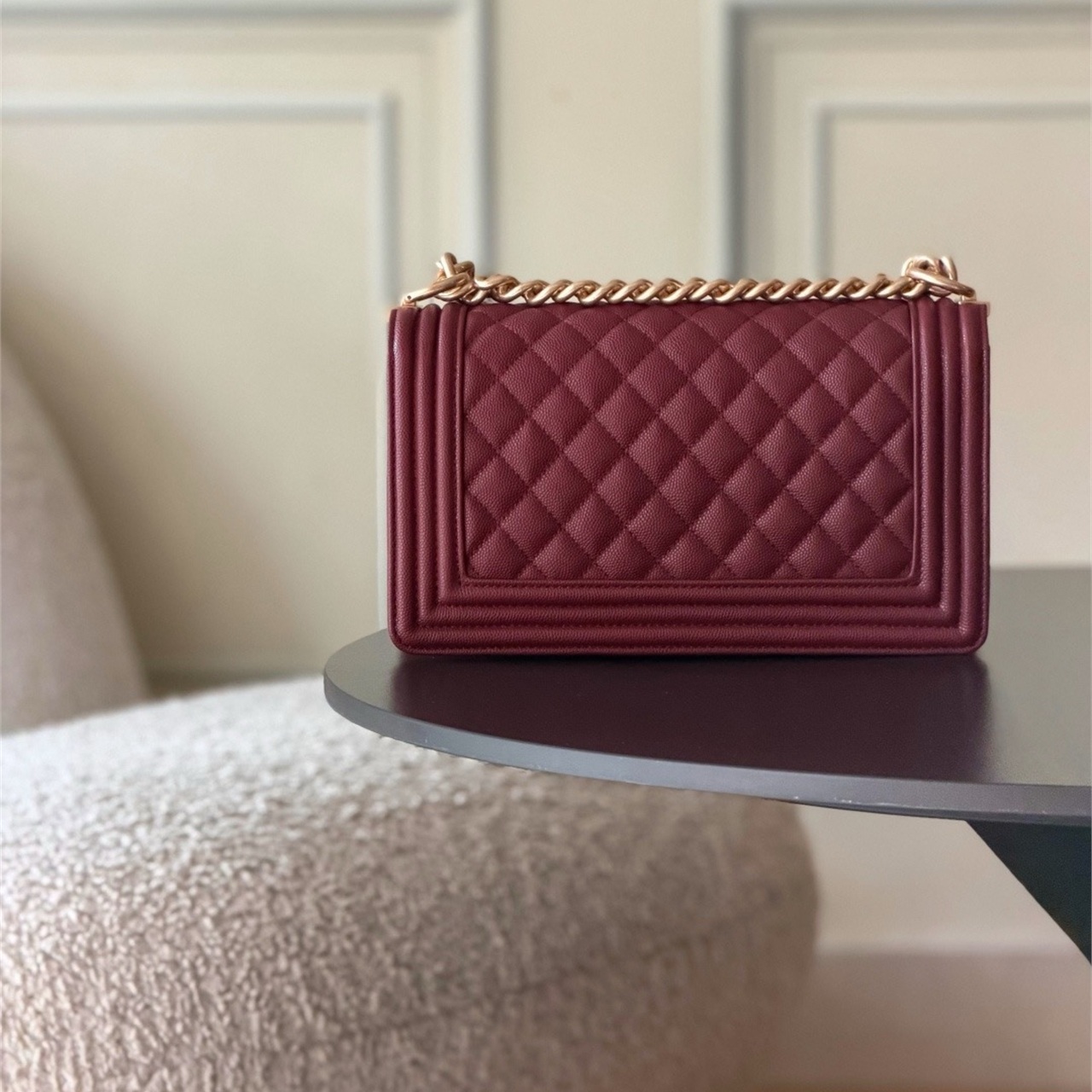 CHANEL Wine Red Caviar Cowhide Vintage Gold Buckle Leboy Medium Chain Bag