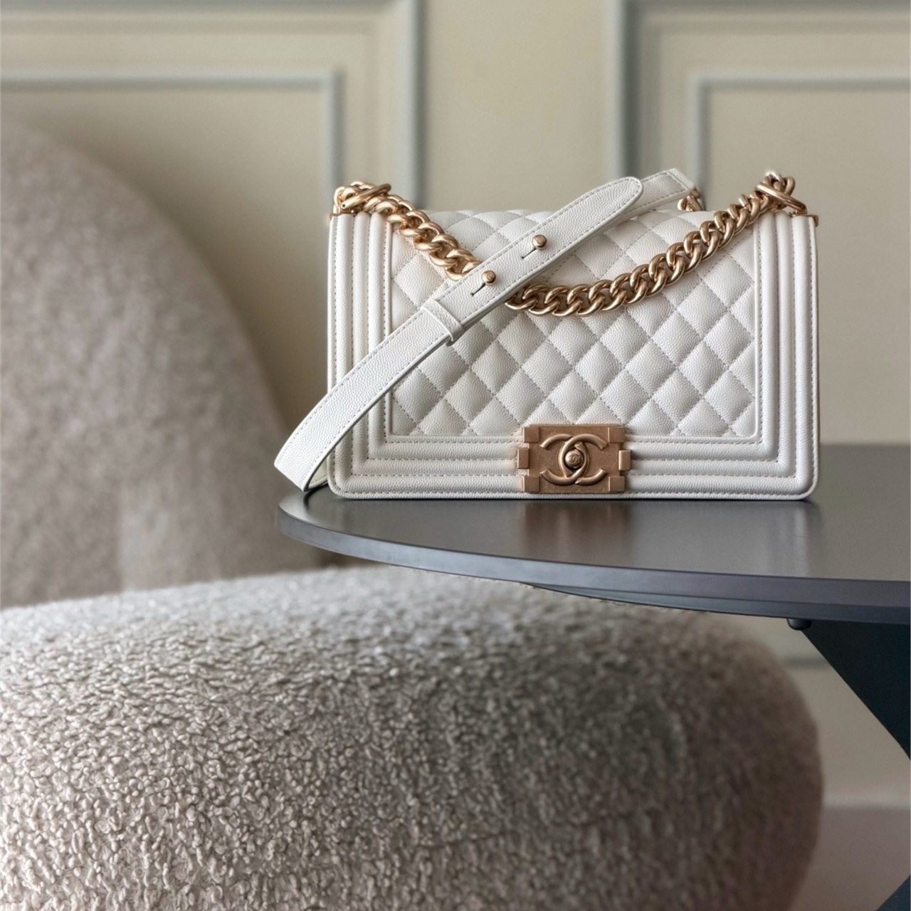 CHANEL beige caviar cowhide vintage gold buckle Leboy medium chain bag