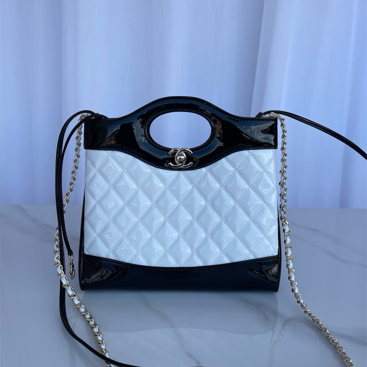 CHANEL Yellow Black Color blocked Lacquer Lingge 31 Mini Handheld Chain Bag