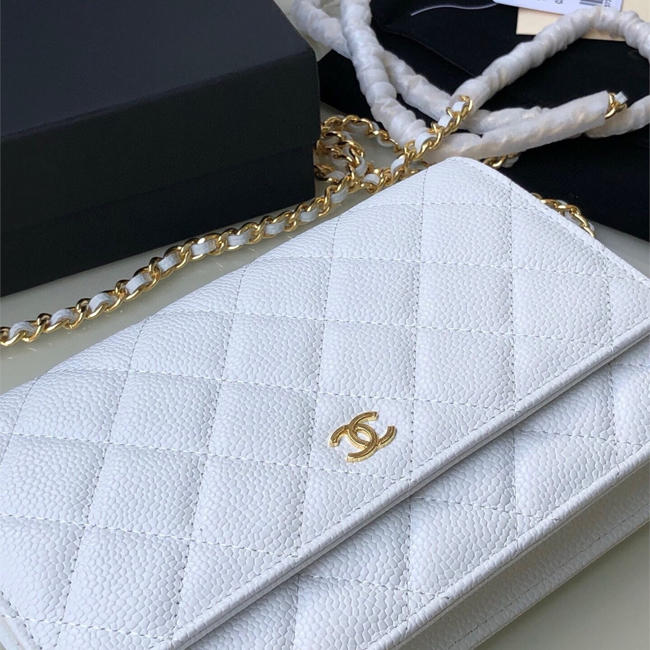 CHANEL white caviar cowhide gold label WOC chain wealth bag