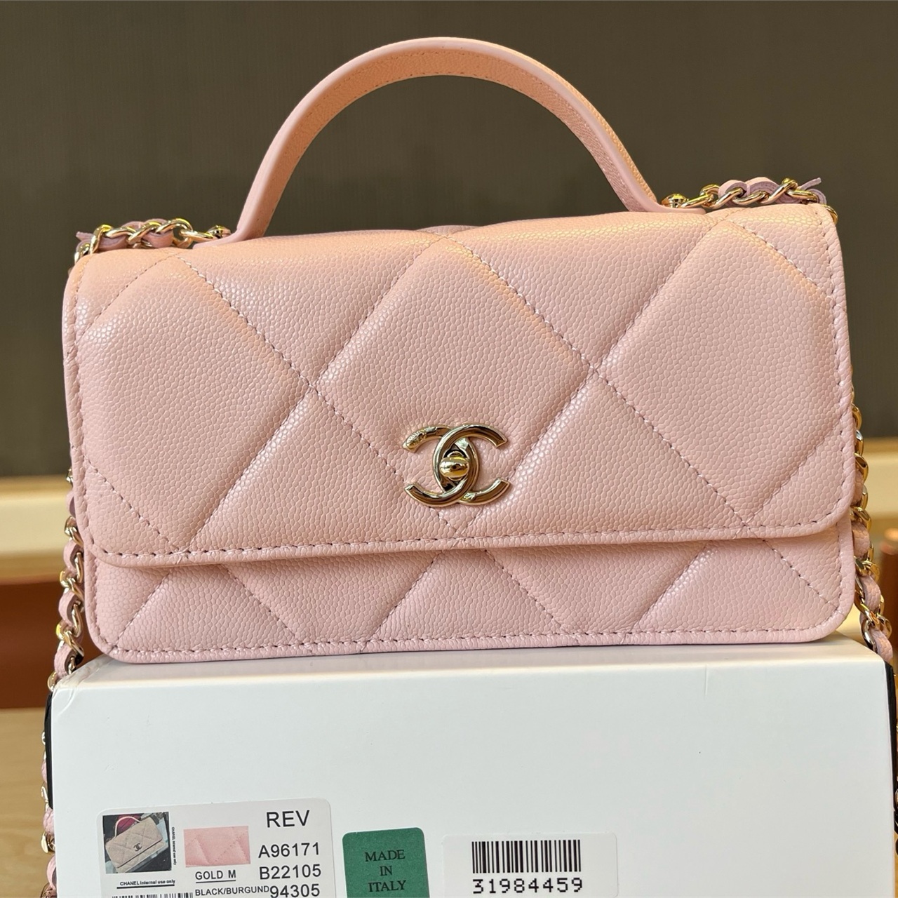 CHANEL Milk White Caviar Cowhide Handheld WOC Chain Bag