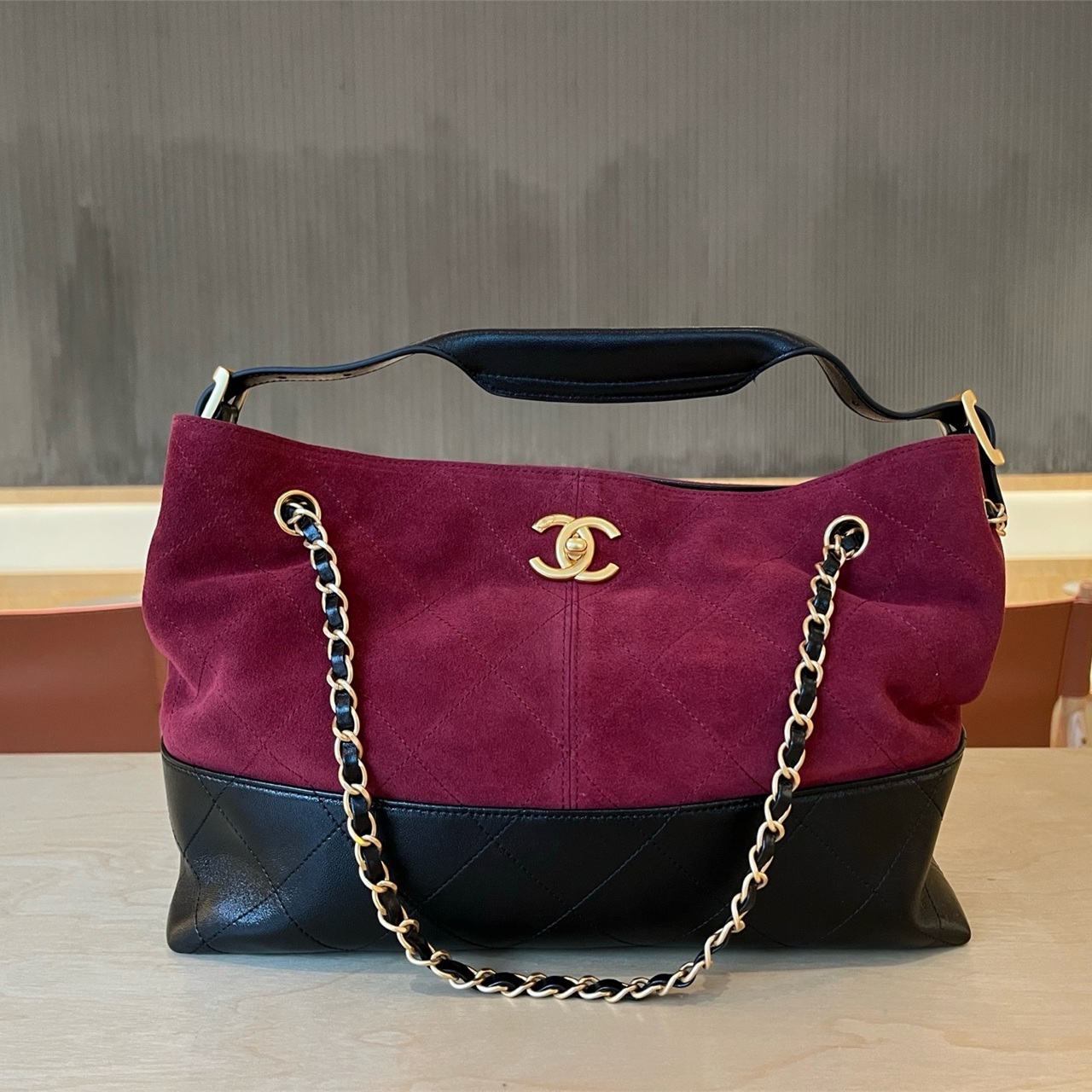 CHANEL Milk White Smooth Leather Diamond Grid Double Chain Tote Commuter Bag