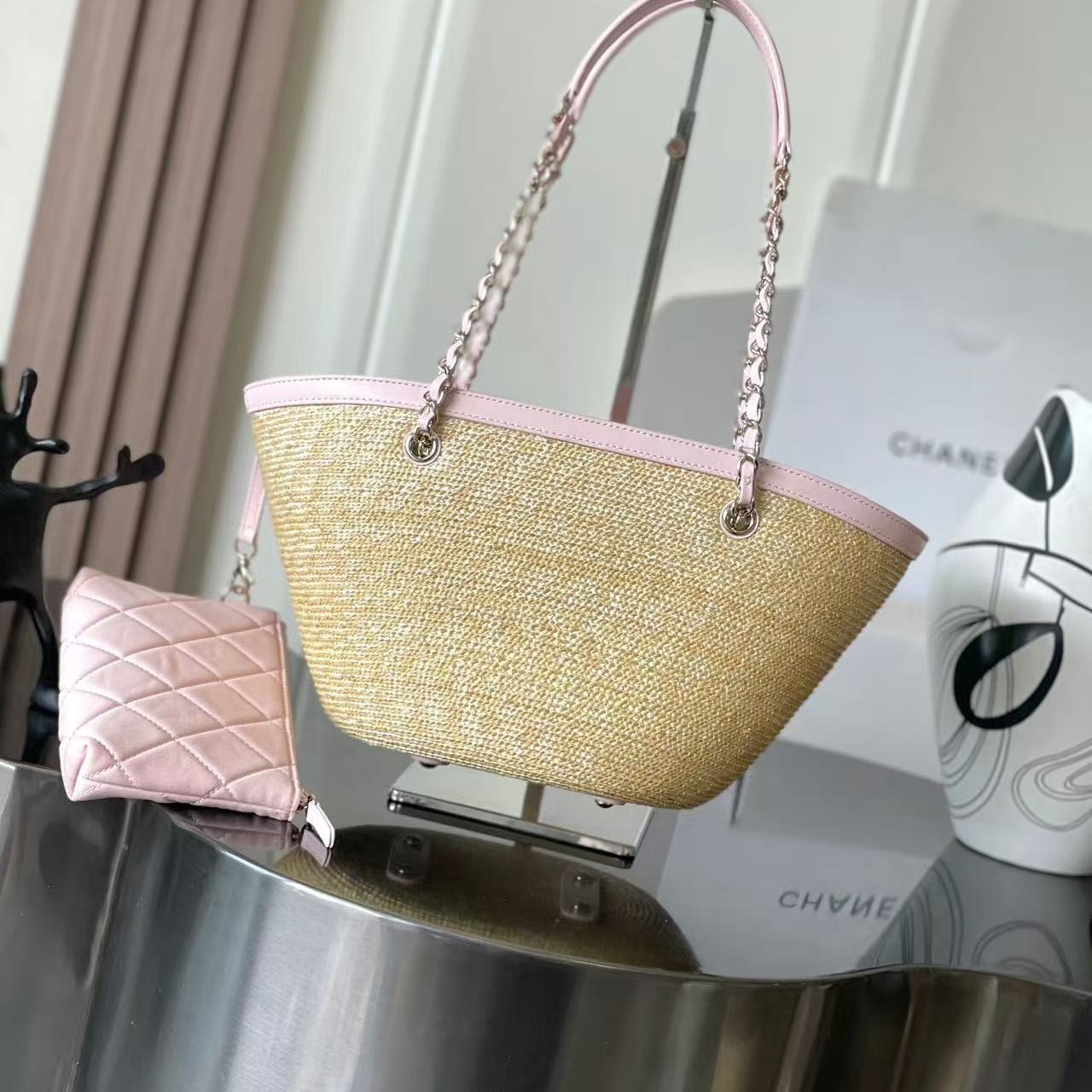 CHANEL light pink shiny leather woven mother and child tote bag