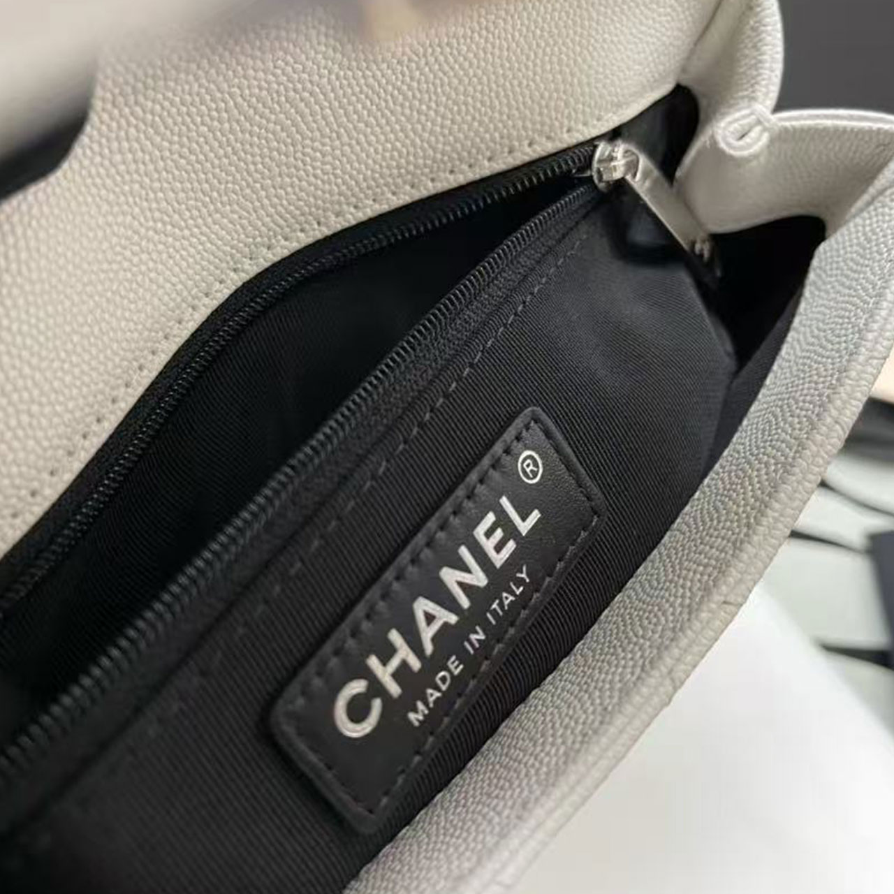 CHANEL Milk White Soft Light Sheepskin Gun Black Metal Diamond Grid CF Flip Chain Bag