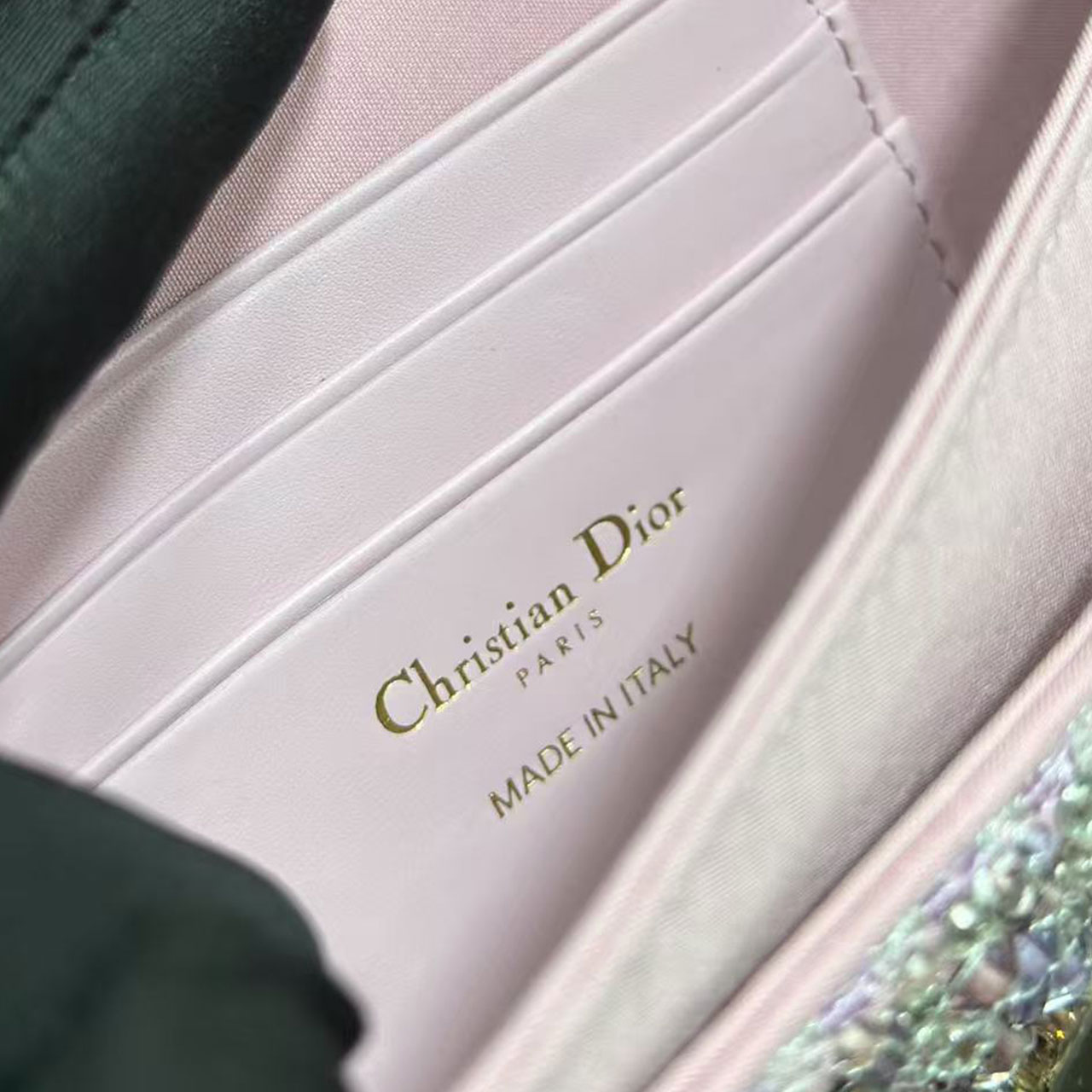 Miss Dior Embroidered Light Purple Pearl Diamond, New Product in Chain Bag Series