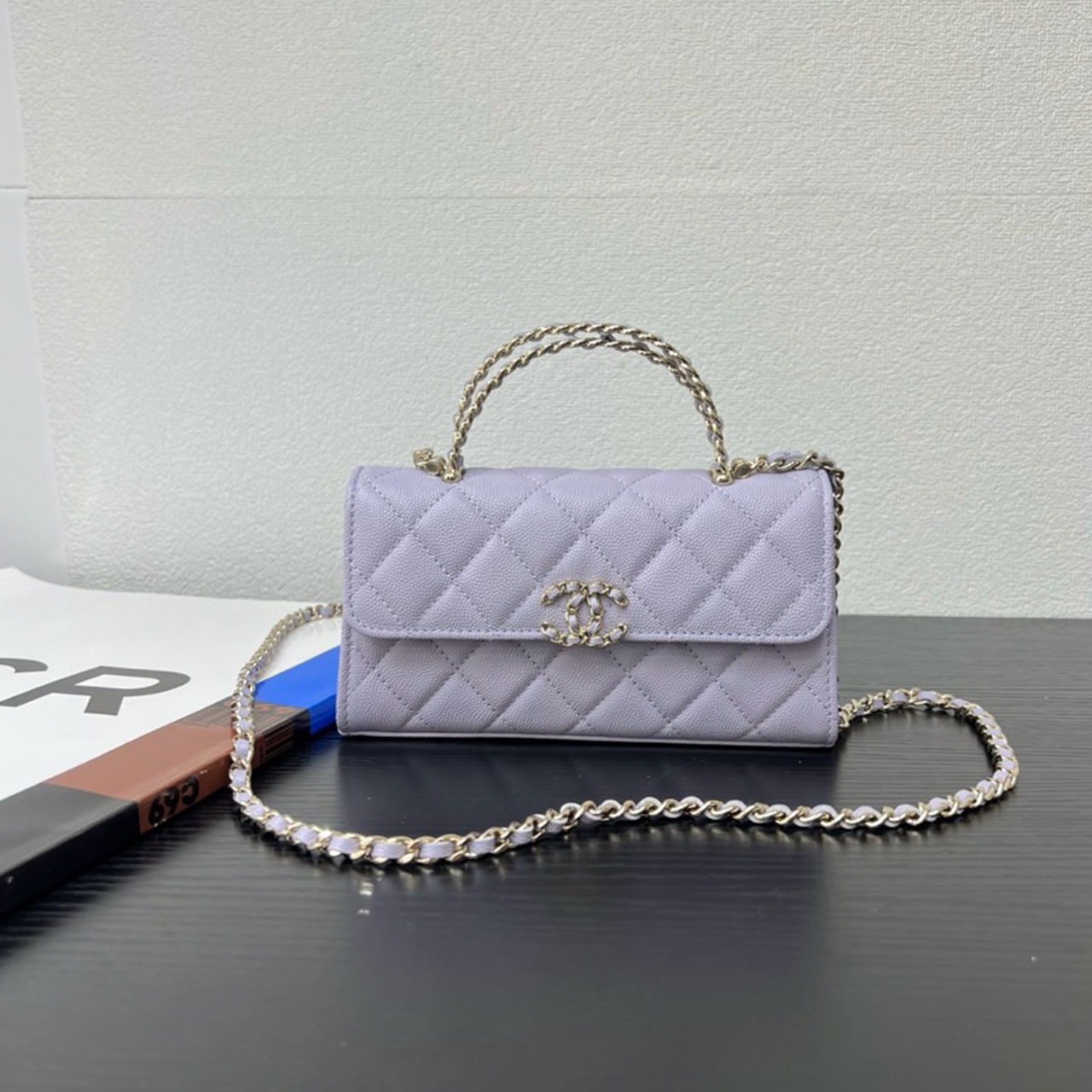 CHANEL white caviar diamond grid hand-held chain WOC long crossbody bag
